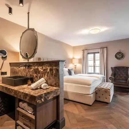 Boutiquehotel Weisses Roessl Ίνσμπρουκ