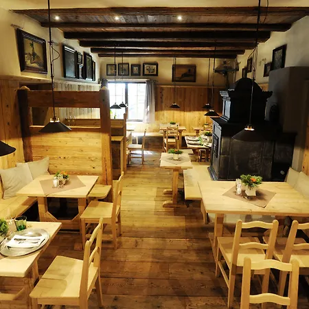 Ξενοδοχείο Boutiquehotel Weisses Roessl 2*