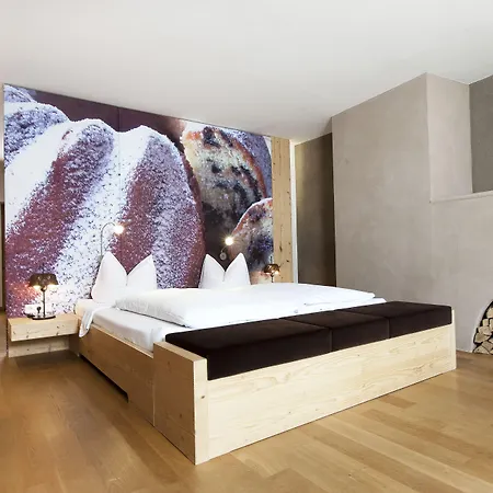 Boutiquehotel Weisses Roessl فندق إنسبروك