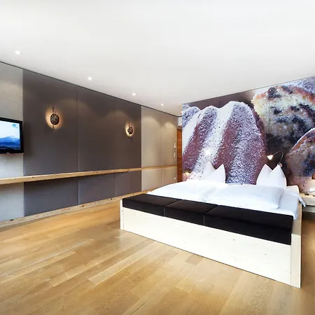 Boutiquehotel Weisses Roessl فندق إنسبروك