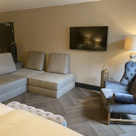 Hotell Boutiquehotel Weisses Roessl