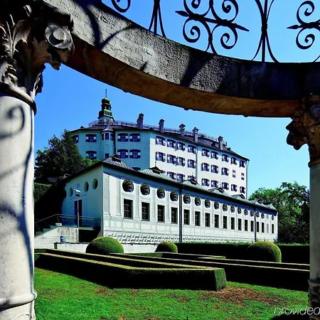 Boutiquehotel Weisses Roessl 2*