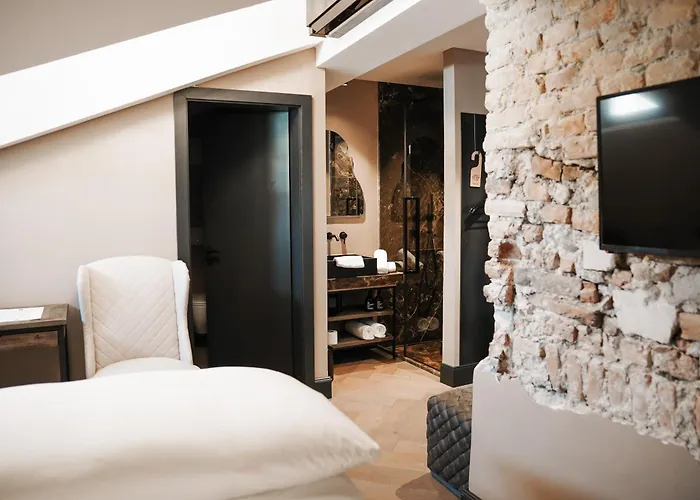 Boutiquehotel Weisses Roessl Szálloda 2*