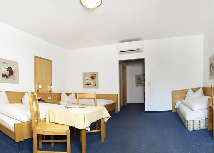 Boutiquehotel Weisses Roessl Szálloda 2*