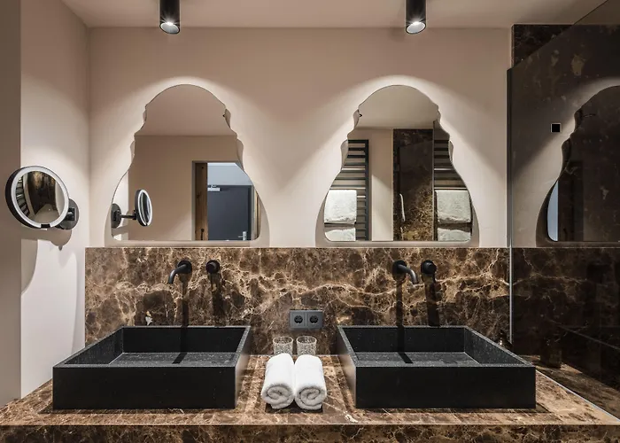 Boutiquehotel Weisses Roessl Szálloda