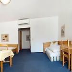 Boutiquehotel Weisses Rössl 2* Innsbruck