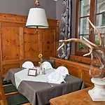 Boutiquehotel Weisses Rössl 2*