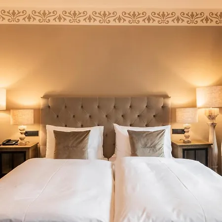 Boutiquehotel Weisses Roessl 2*