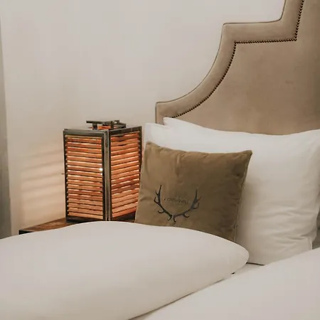 Boutiquehotel Weisses Roessl 2* インスブルック